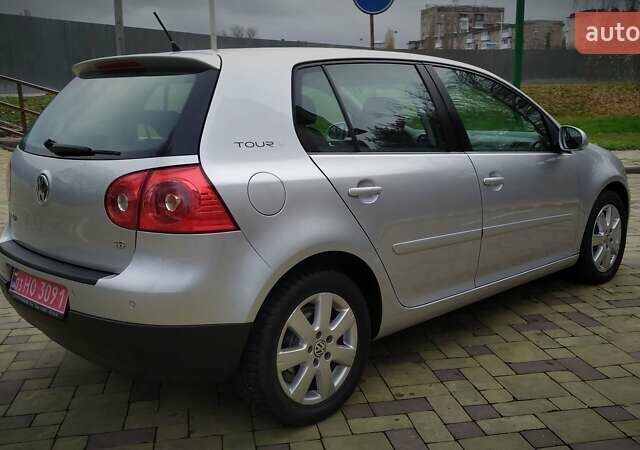 Сірий Фольксваген Гольф, об'ємом двигуна 1.6 л та пробігом 200 тис. км за 6950 $, фото 67 на Automoto.ua