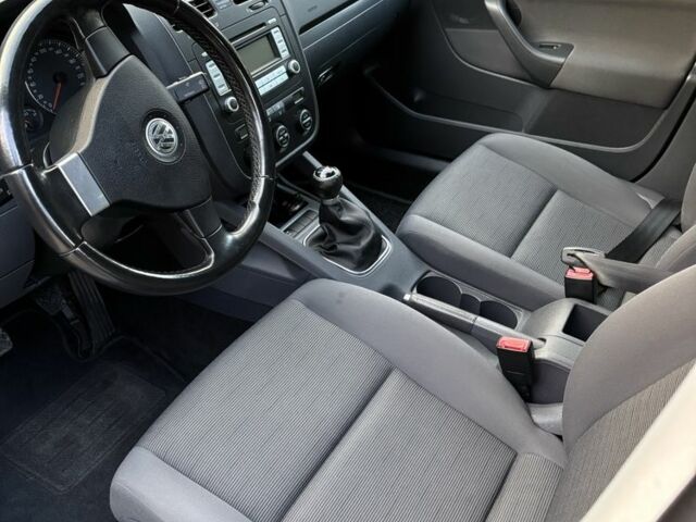 Серый Фольксваген Гольф, объемом двигателя 0 л и пробегом 208 тыс. км за 6100 $, фото 9 на Automoto.ua