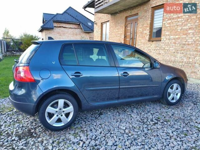 Серый Фольксваген Гольф, объемом двигателя 1.4 л и пробегом 221 тыс. км за 5600 $, фото 5 на Automoto.ua