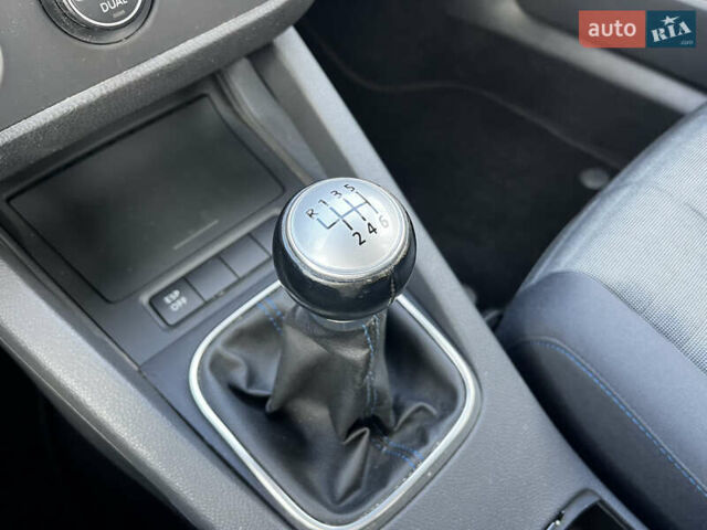 Сірий Фольксваген Гольф, об'ємом двигуна 1.4 л та пробігом 184 тис. км за 4899 $, фото 15 на Automoto.ua
