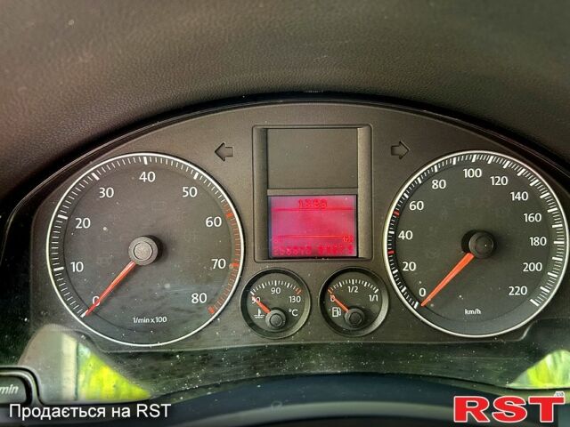 Серый Фольксваген Гольф, объемом двигателя 1.4 л и пробегом 261 тыс. км за 5800 $, фото 4 на Automoto.ua