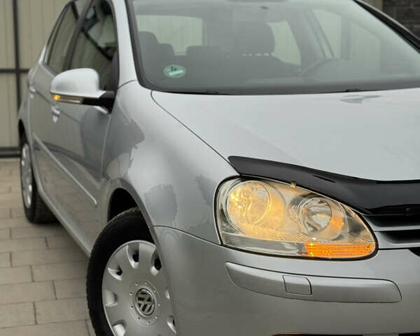 Сірий Фольксваген Гольф, об'ємом двигуна 1.6 л та пробігом 209 тис. км за 5999 $, фото 2 на Automoto.ua