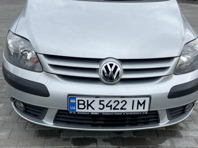 Сірий Фольксваген Гольф, об'ємом двигуна 1.6 л та пробігом 240 тис. км за 6100 $, фото 3 на Automoto.ua