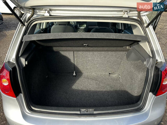 Сірий Фольксваген Гольф, об'ємом двигуна 1.4 л та пробігом 184 тис. км за 4899 $, фото 23 на Automoto.ua
