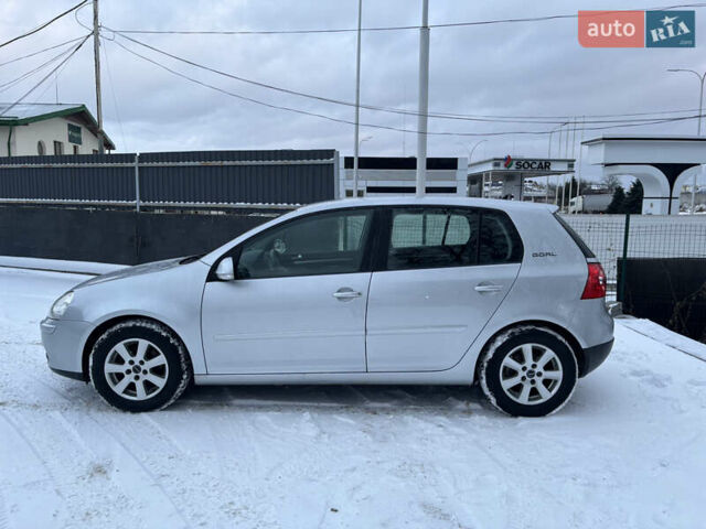 Серый Фольксваген Гольф, объемом двигателя 1.4 л и пробегом 209 тыс. км за 5650 $, фото 4 на Automoto.ua