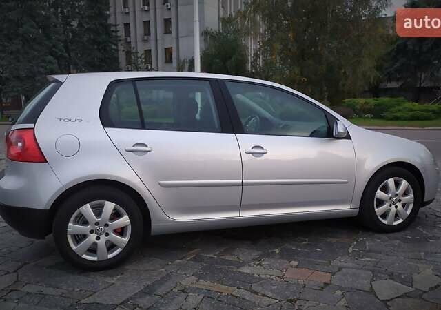 Серый Фольксваген Гольф, объемом двигателя 0 л и пробегом 200 тыс. км за 7100 $, фото 154 на Automoto.ua