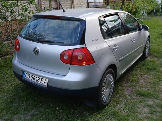 Серый Фольксваген Гольф, объемом двигателя 1.4 л и пробегом 307 тыс. км за 4700 $, фото 2 на Automoto.ua