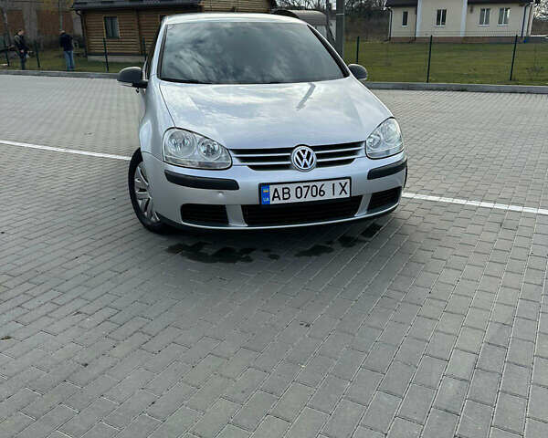 Серый Фольксваген Гольф, объемом двигателя 1.6 л и пробегом 220 тыс. км за 6350 $, фото 7 на Automoto.ua