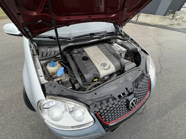 Серый Фольксваген Гольф, объемом двигателя 2 л и пробегом 216 тыс. км за 5000 $, фото 17 на Automoto.ua