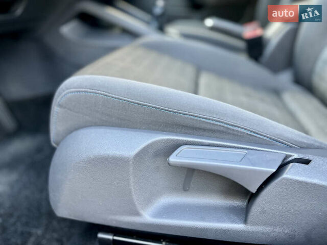 Сірий Фольксваген Гольф, об'ємом двигуна 1.4 л та пробігом 185 тис. км за 6450 $, фото 72 на Automoto.ua
