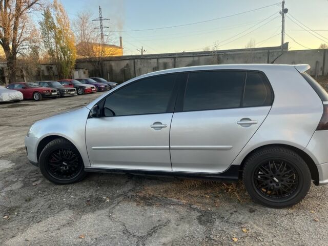 Серый Фольксваген Гольф, объемом двигателя 2 л и пробегом 222 тыс. км за 9000 $, фото 3 на Automoto.ua