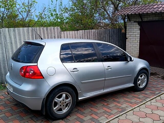 Серый Фольксваген Гольф, объемом двигателя 1.4 л и пробегом 340 тыс. км за 4750 $, фото 5 на Automoto.ua