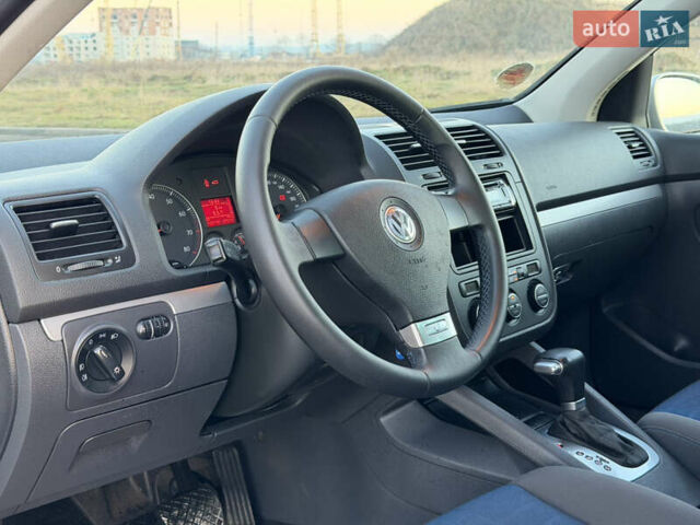 Сірий Фольксваген Гольф, об'ємом двигуна 1.6 л та пробігом 184 тис. км за 8499 $, фото 55 на Automoto.ua