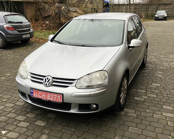 Сірий Фольксваген Гольф, об'ємом двигуна 1.6 л та пробігом 256 тис. км за 5999 $, фото 5 на Automoto.ua