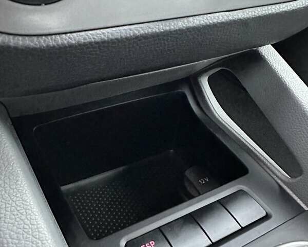 Серый Фольксваген Гольф, объемом двигателя 1.4 л и пробегом 233 тыс. км за 6750 $, фото 27 на Automoto.ua