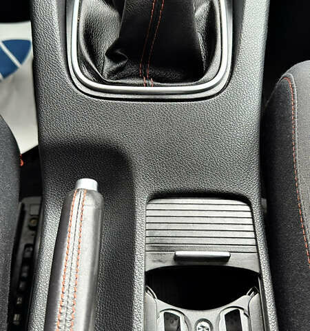 Серый Фольксваген Гольф, объемом двигателя 1.6 л и пробегом 178 тыс. км за 6556 $, фото 60 на Automoto.ua