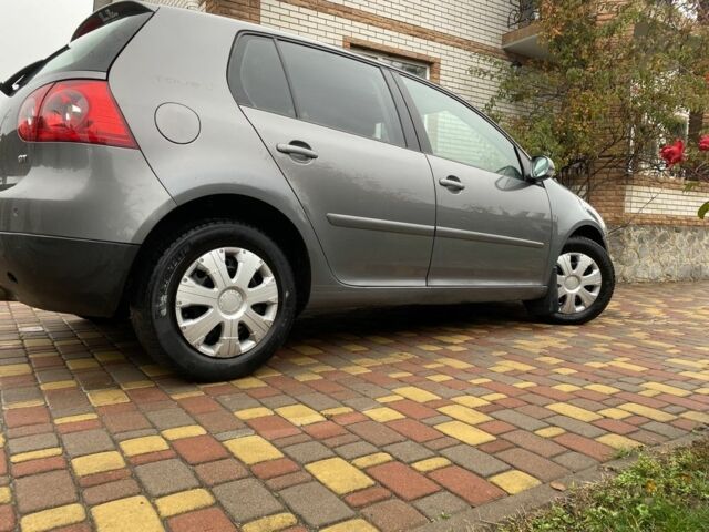 Сірий Фольксваген Гольф, об'ємом двигуна 1.4 л та пробігом 270 тис. км за 4100 $, фото 3 на Automoto.ua