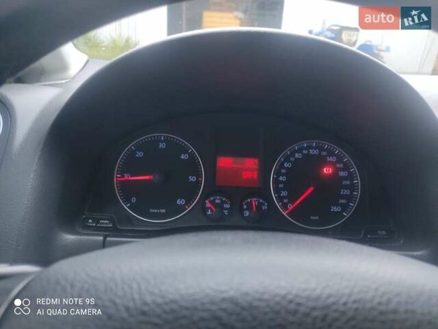 Серый Фольксваген Гольф, объемом двигателя 1.9 л и пробегом 263 тыс. км за 5800 $, фото 6 на Automoto.ua