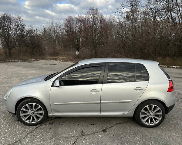 Серый Фольксваген Гольф, объемом двигателя 1.9 л и пробегом 250 тыс. км за 5600 $, фото 2 на Automoto.ua