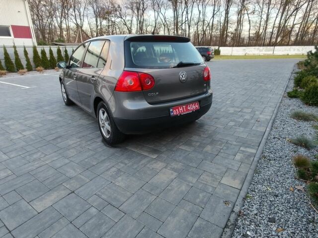 Серый Фольксваген Гольф, объемом двигателя 1.6 л и пробегом 264 тыс. км за 6200 $, фото 2 на Automoto.ua