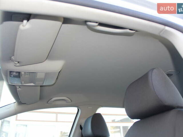 Серый Фольксваген Гольф, объемом двигателя 1.6 л и пробегом 195 тыс. км за 5890 $, фото 51 на Automoto.ua