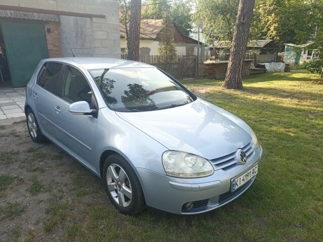 Серый Фольксваген Гольф, объемом двигателя 1.6 л и пробегом 236 тыс. км за 5500 $, фото 2 на Automoto.ua