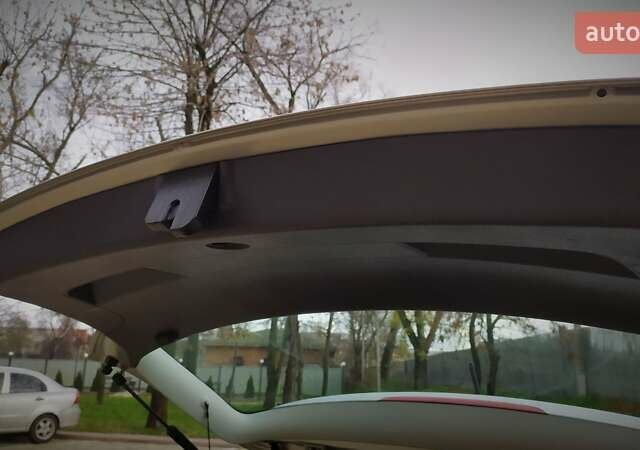 Сірий Фольксваген Гольф, об'ємом двигуна 1.6 л та пробігом 200 тис. км за 6950 $, фото 168 на Automoto.ua