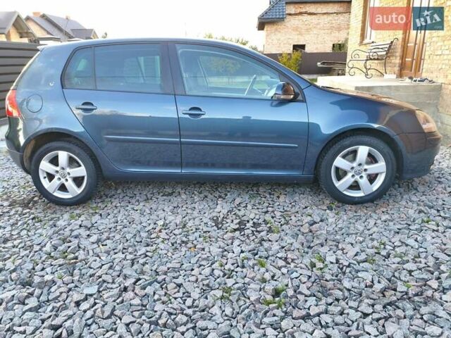 Серый Фольксваген Гольф, объемом двигателя 1.4 л и пробегом 221 тыс. км за 5600 $, фото 19 на Automoto.ua