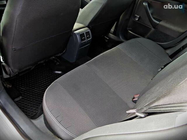 Сірий Фольксваген Гольф, об'ємом двигуна 1.6 л та пробігом 213 тис. км за 5500 $, фото 12 на Automoto.ua