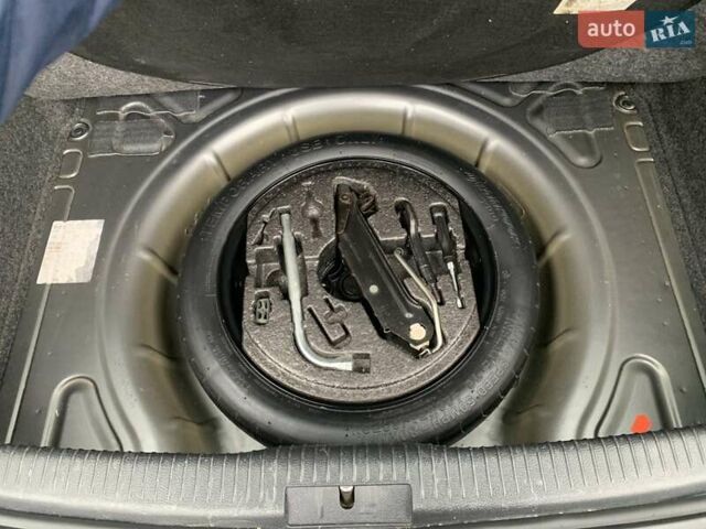 Сірий Фольксваген Гольф, об'ємом двигуна 1.6 л та пробігом 164 тис. км за 5700 $, фото 4 на Automoto.ua