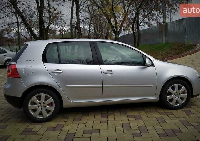 Сірий Фольксваген Гольф, об'ємом двигуна 1.6 л та пробігом 200 тис. км за 6950 $, фото 50 на Automoto.ua