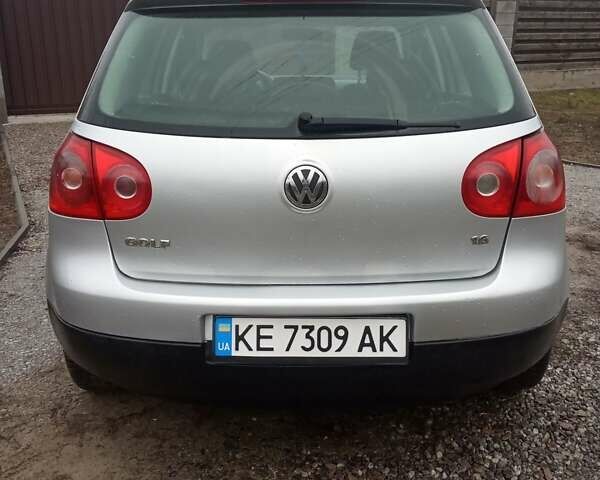 Сірий Фольксваген Гольф, об'ємом двигуна 1.6 л та пробігом 243 тис. км за 4500 $, фото 3 на Automoto.ua