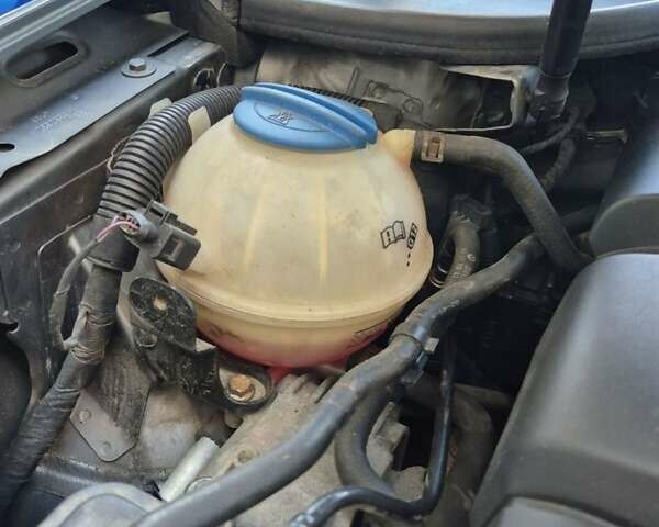 Серый Фольксваген Гольф, объемом двигателя 1.6 л и пробегом 227 тыс. км за 6500 $, фото 4 на Automoto.ua