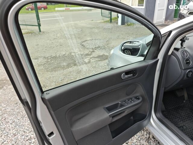 Сірий Фольксваген Гольф, об'ємом двигуна 2 л та пробігом 283 тис. км за 6900 $, фото 9 на Automoto.ua