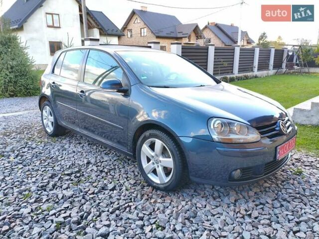 Серый Фольксваген Гольф, объемом двигателя 1.4 л и пробегом 221 тыс. км за 5600 $, фото 16 на Automoto.ua