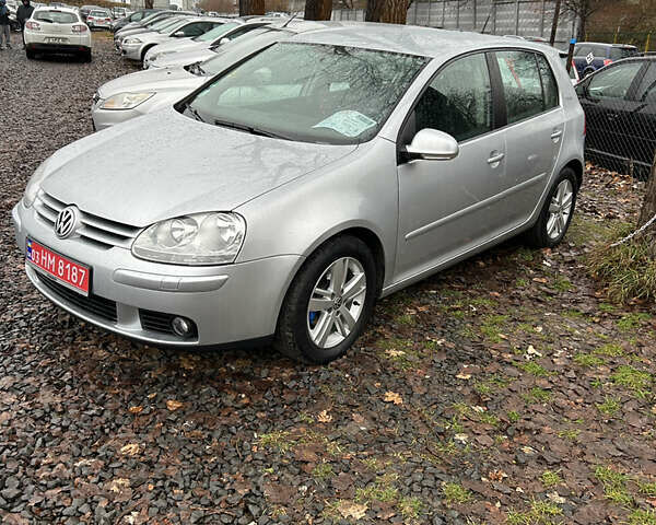 Серый Фольксваген Гольф, объемом двигателя 1.6 л и пробегом 290 тыс. км за 7750 $, фото 7 на Automoto.ua