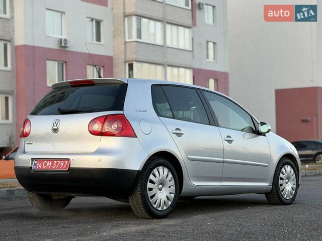 Сірий Фольксваген Гольф, об'ємом двигуна 1.6 л та пробігом 184 тис. км за 8499 $, фото 4 на Automoto.ua