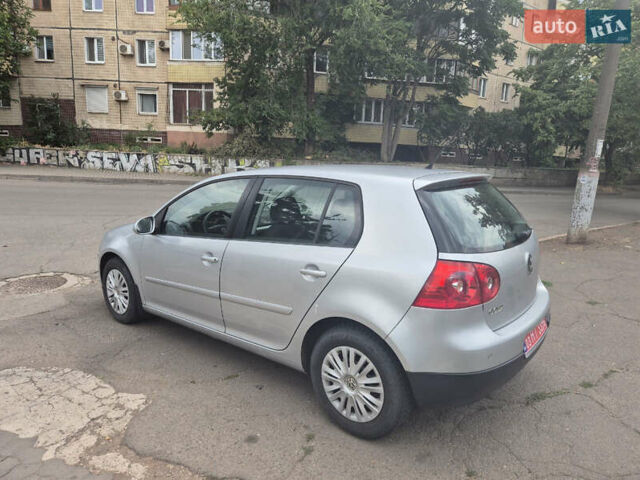 Сірий Фольксваген Гольф, об'ємом двигуна 1.4 л та пробігом 203 тис. км за 5750 $, фото 3 на Automoto.ua