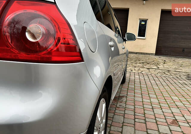 Серый Фольксваген Гольф, объемом двигателя 1.6 л и пробегом 178 тыс. км за 6556 $, фото 10 на Automoto.ua