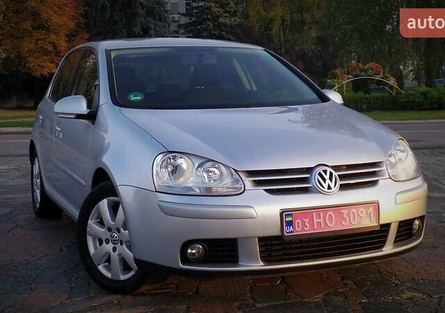 Серый Фольксваген Гольф, объемом двигателя 0 л и пробегом 200 тыс. км за 7100 $, фото 4 на Automoto.ua