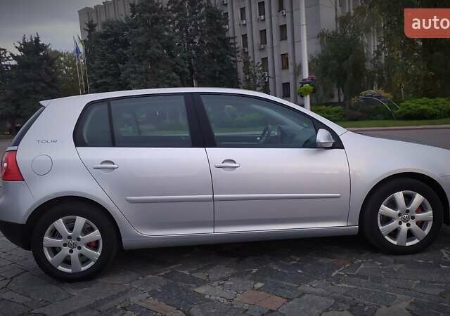 Серый Фольксваген Гольф, объемом двигателя 0 л и пробегом 200 тыс. км за 7100 $, фото 155 на Automoto.ua