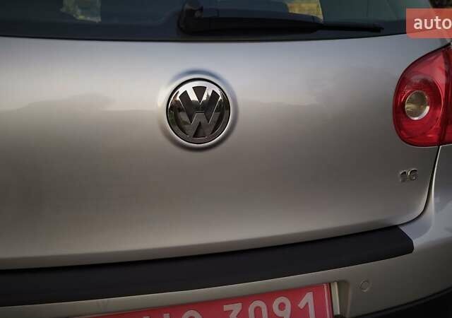 Серый Фольксваген Гольф, объемом двигателя 0 л и пробегом 200 тыс. км за 7100 $, фото 53 на Automoto.ua
