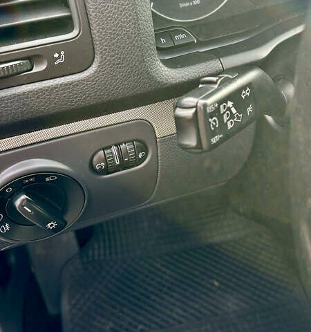 Серый Фольксваген Гольф, объемом двигателя 1.6 л и пробегом 182 тыс. км за 5999 $, фото 13 на Automoto.ua