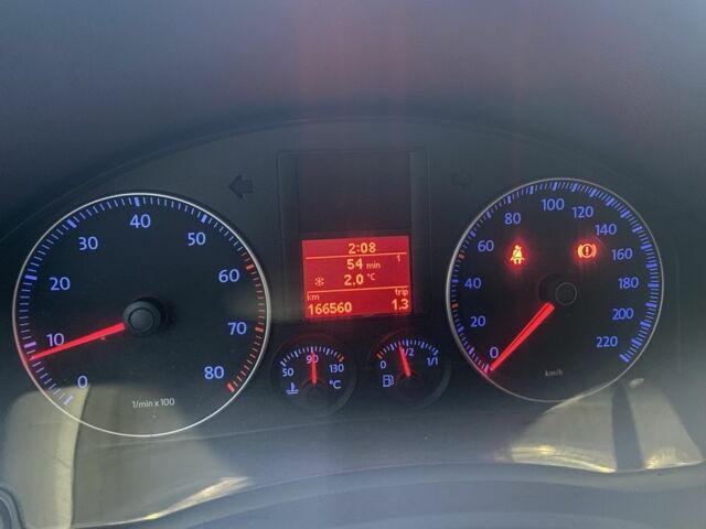 Серый Фольксваген Гольф, объемом двигателя 1.4 л и пробегом 166 тыс. км за 5250 $, фото 6 на Automoto.ua