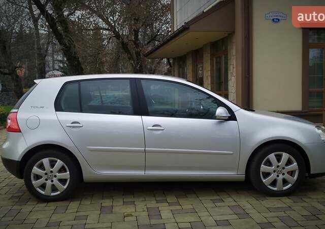 Сірий Фольксваген Гольф, об'ємом двигуна 1.6 л та пробігом 200 тис. км за 6950 $, фото 11 на Automoto.ua