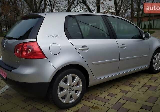 Сірий Фольксваген Гольф, об'ємом двигуна 1.6 л та пробігом 200 тис. км за 6950 $, фото 45 на Automoto.ua