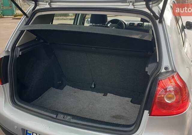 Серый Фольксваген Гольф, объемом двигателя 1.6 л и пробегом 191 тыс. км за 5750 $, фото 3 на Automoto.ua