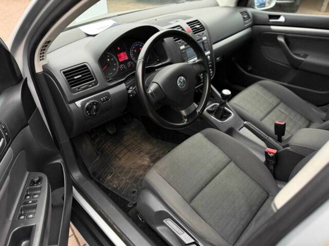 Серый Фольксваген Гольф, объемом двигателя 1.4 л и пробегом 197 тыс. км за 6500 $, фото 10 на Automoto.ua