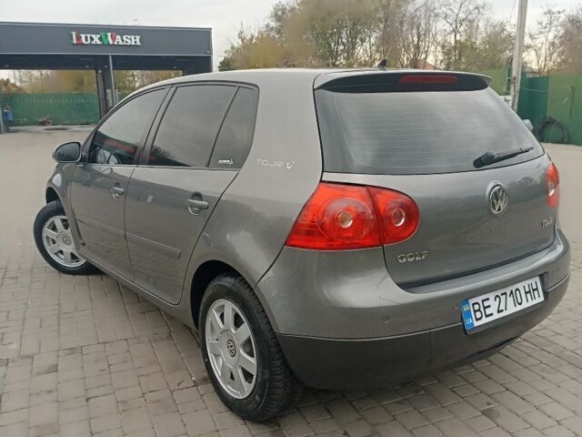 Серый Фольксваген Гольф, объемом двигателя 1.6 л и пробегом 230 тыс. км за 6199 $, фото 2 на Automoto.ua