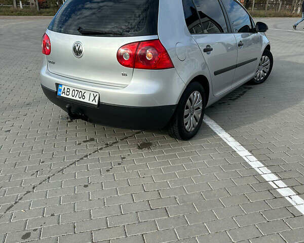 Серый Фольксваген Гольф, объемом двигателя 1.6 л и пробегом 220 тыс. км за 6350 $, фото 4 на Automoto.ua